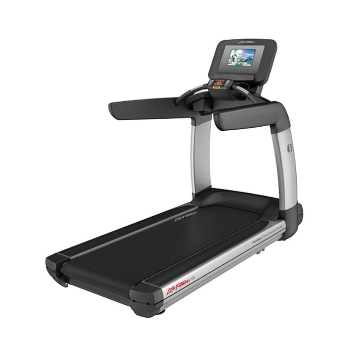 Life Fitness 95T Discover SI Treadmill with 10
